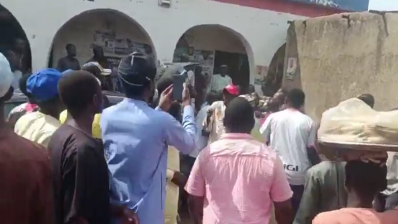 Da Duminsa: Kalli Bidiyon yanda akawa wani babban dan APC na jaki a wajan Zaben fidda gwani