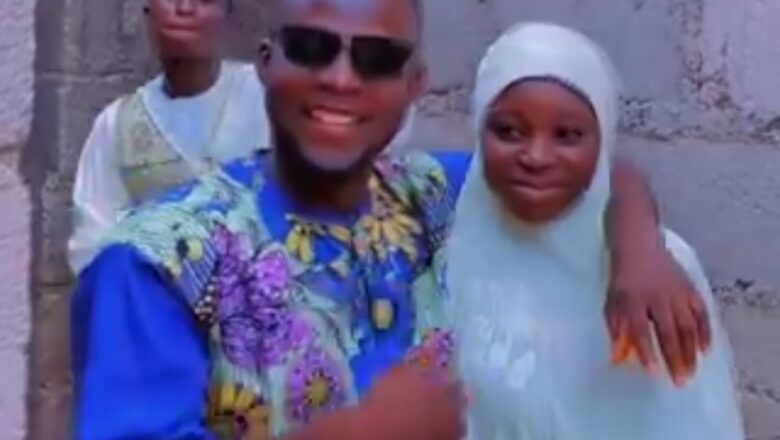 Kalli Bidiyon abinda aka ga wasu samari da ‘yan mata suna yi a wani Kangon gini