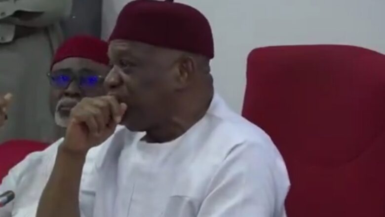 A binciken da Sanatoci suka yi, sun gano wata badakala a ma’aikatar raya yankin Naija Delta, NDDC, inda aka gano sun kama ofis me daki daya akan Naira Miliyan 150