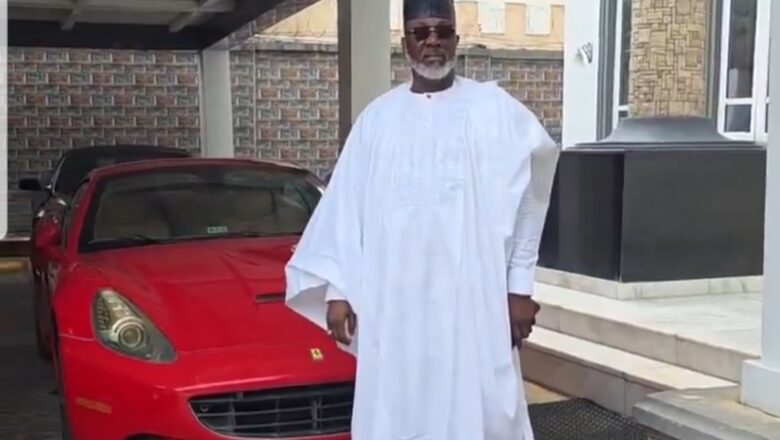 Kalli Bidiyon: Ana ta sukar Sanata Dino Melaye bayan ganin ma’aikacinsa bashi da Naira Dubu 3