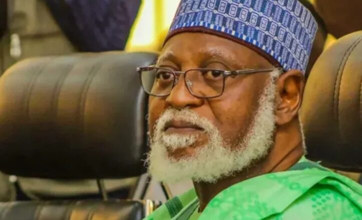 Tabbas Akwai wata makarkashiya da munafirci a rasuwar marigayi tsohon shugaban kasa, Janar Sani Abacha>>Inji Janar Abdulsalam Abubakar