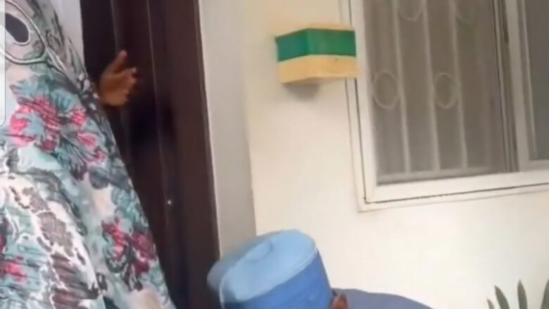 Kalli Bidiyon: Yanda Janar Aliyu Gusau ya duka har kasa ya gaishe da Sarkin Kano, Muhammad Sanusi II ya dauki hankula