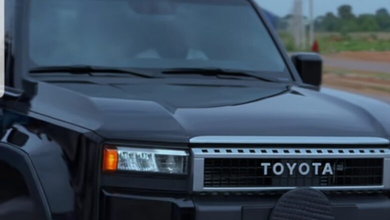 Kalli Bidiyon: Sabuwar motar Rarara, Toyota Land Cruiser ta kusan Naira Miliyan 200