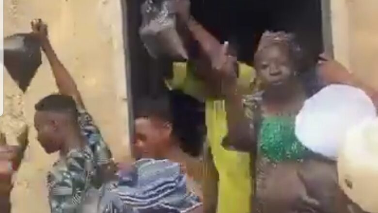 Kalli Bidiyon: Yanda APC ke rabawa wasu Yarbawa shinkafa da bata wuce dahuwar kwana uku ba dan zu zabesu