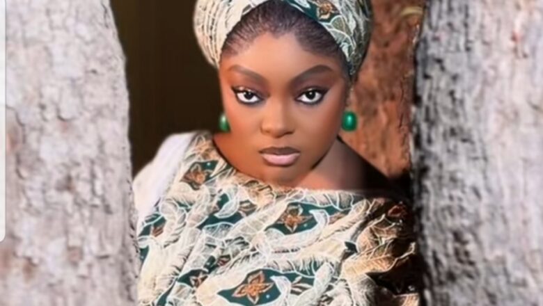 Kalli Bidiyon: Bayan da Tauraruwar fina-finan Hausa Khadija MaiNumfashi tace zata nunawa Malamin da ya cewa momi Gombe Fasuka karfin kudi, Itama wani ya fito yace zai fitar da Update dinta