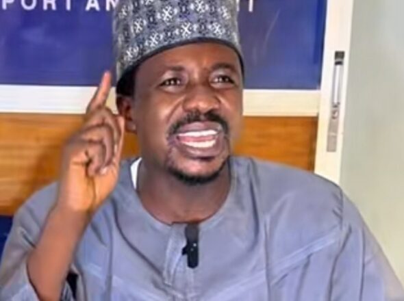 Kalli Bidiyon: Rarara, Kwatankwacin Annabi Isa ne, Busawa mutane rai yake, Inji Tauraron fina-finan Hausa, Razaki Dadin Kowa