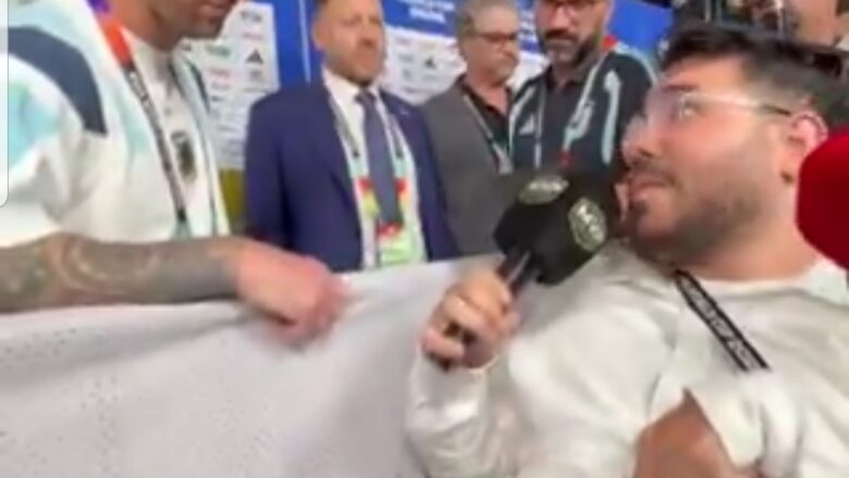 Kalli Bidiyon: Yanda aka ga Messi ya tsaya yana hira da dan jarida Gurgu, da yawa sun jinjinawa saukin kansa