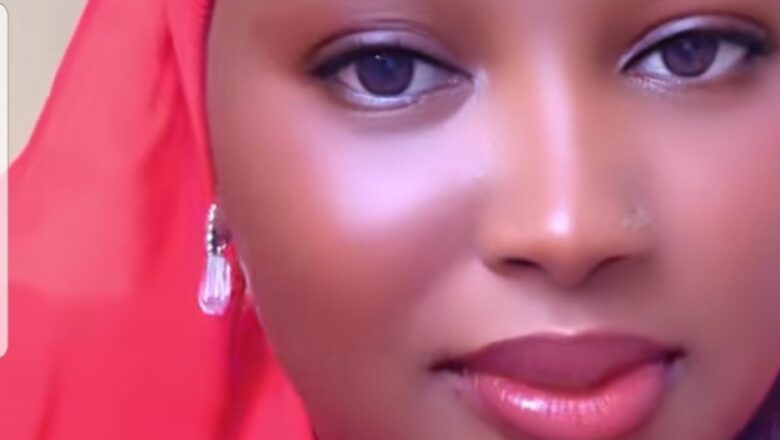Kalli Bidiyon: Ina neman mijin aure, kuma zan bashi jari da Sadaki, idan ka matsa sai ka biya sadaki, Salati kawai nake son kawa Annabi(Sallallahu Alaihi Wasallam) inji Wanan matar