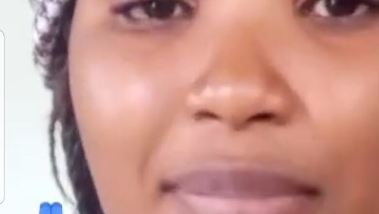 Kalli Bidiyon: Yanda Wata matashiya daga Arewa ta yiwa Dansanda tatas bayan da suka tare motarsu a hanya suna musu maganar da bata dace ba