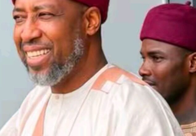 Kalli Bidiyon: Da yawan masoya Farfesa Ibrahim Maqari sun ce daga yau babu lemun da zasu sha sai Coke bayan da aka hangoshi a wani Bidiyo yana cewa a siyo masa lemun Coke