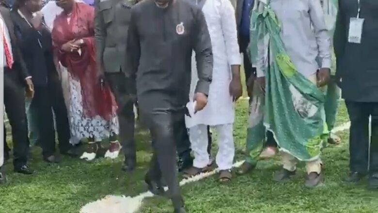 Kalli Bidiyon: Yanda Shugaban ma’aikatan fadar shugaban kasa, Femi Gbajabiamila da Gwamnan Lagos Sanwo Olu ke buga Kwallo