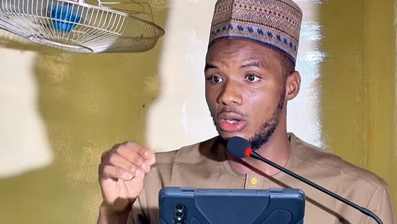 Kalli Bidiyon: Idan ana ruwan sama Ladani yaje kiran sallah, idan yazo daidai Hayya Alassalah, zai cene Sallu fi biyutikum, watau ku yi sallah a gidajenku>>Inji Dr. Zakaria Buhari