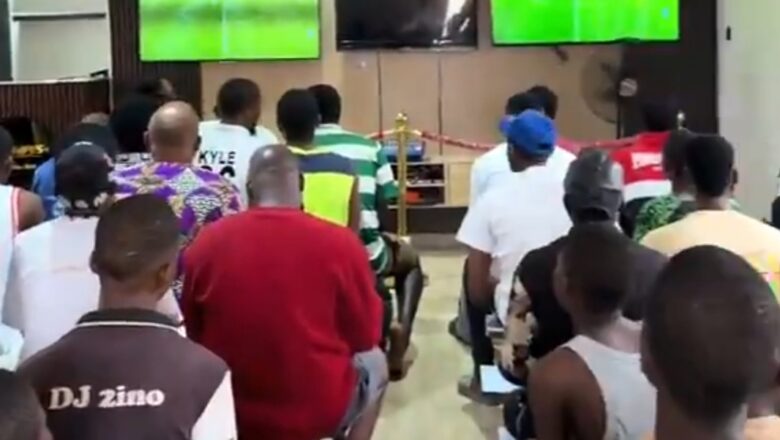Kalli Bidiyon: Wani gidan kallon Kwallo da ya dauki hankula saboda saboda yanda kowa yake a nutse