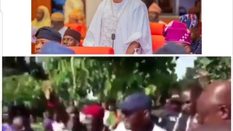 Kalli Bidiyon Sanata na yakin neman zabe a wani kauyen da babu gada