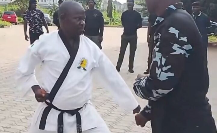 Kalli Bidiyon: Yanda aka fara koyawa ‘yansandan Najeriya Fadan Kareti ta yanda zasu iya kare kansu ba tare da makami ba