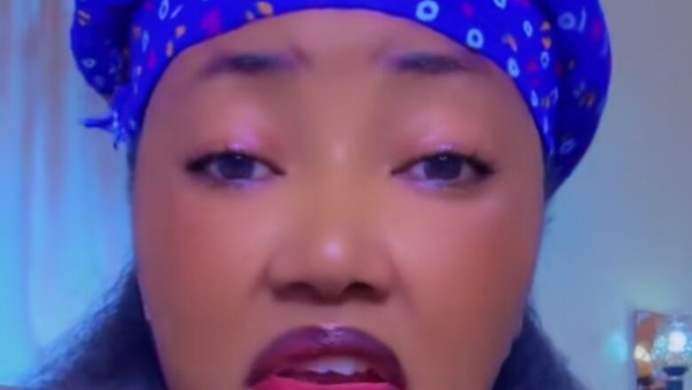 Nifa ko a jikina dan Update dina ya fita, idan ma akwai wanda zai iya biya, ya kawo kudi in tura masa