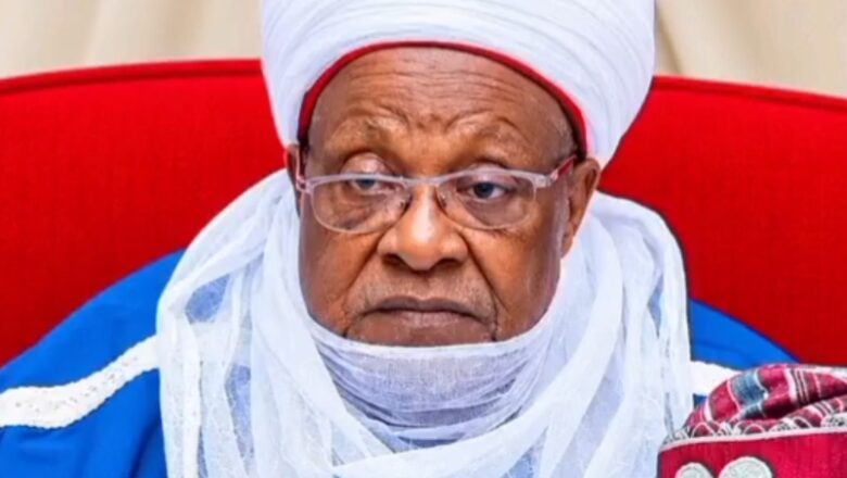 Sarkin Katsina na ta shan jinjina saboda yanda ya tsagewa Kwamitin yakin neman zaben Shugaba Tinubu da suka kai masa ziyara Gaskiya
