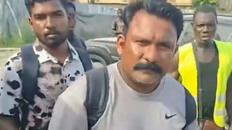 ‘Yan kasar India kenan da suka sayarwa da wani wayar Boge a Lagos